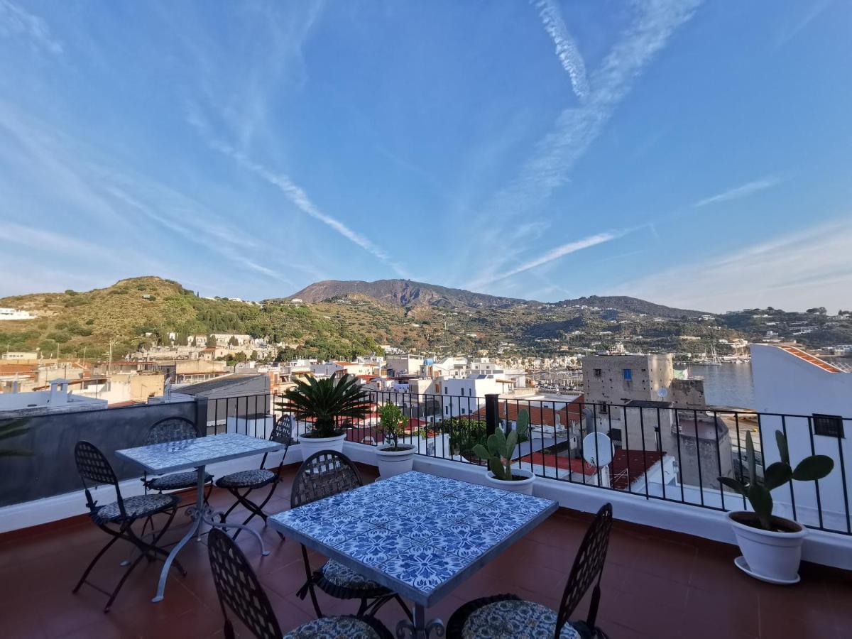 Lo Nardo Accommodation Lipari  Eksteriør billede