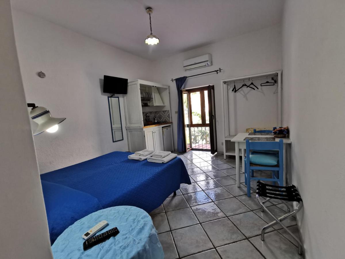 Lo Nardo Accommodation Lipari  Eksteriør billede