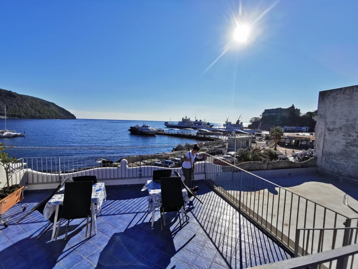 Lo Nardo Accommodation Lipari  Eksteriør billede