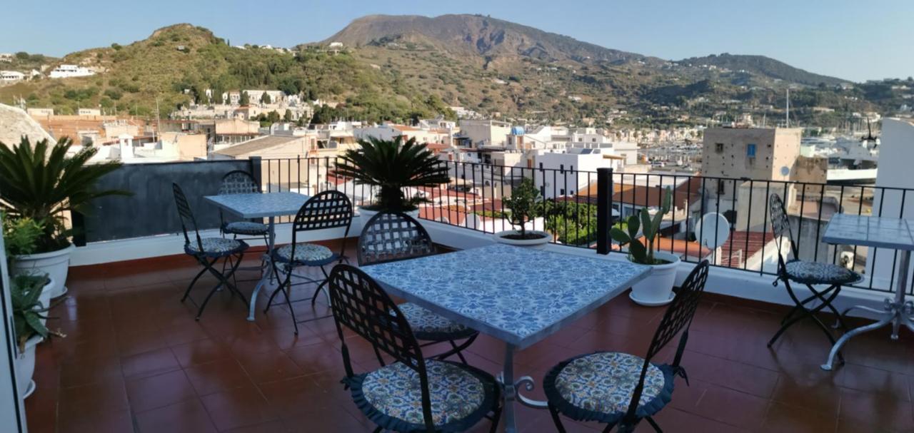 Lo Nardo Accommodation Lipari  Eksteriør billede