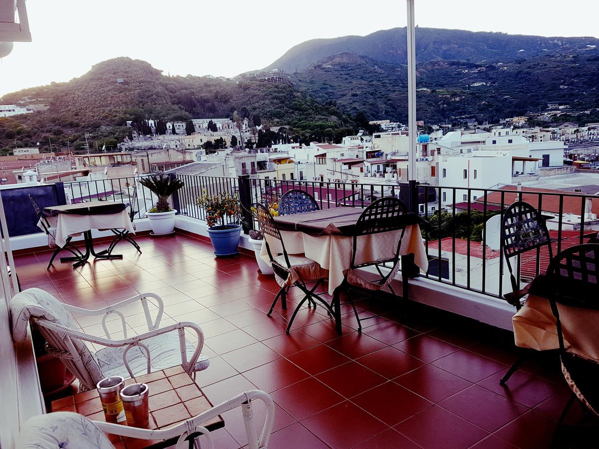 Lo Nardo Accommodation Lipari  Eksteriør billede